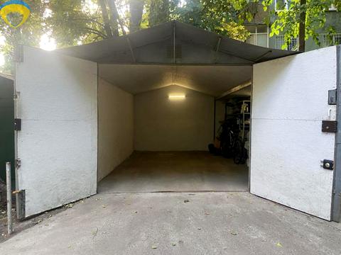 квартира за адресою Академіка Філатова вул., 42