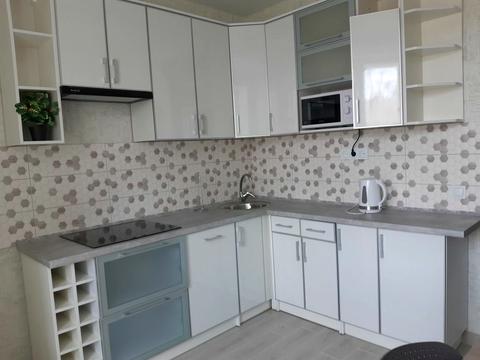 квартира по адресу Льва Ландау просп. (50-летия СССР), 52