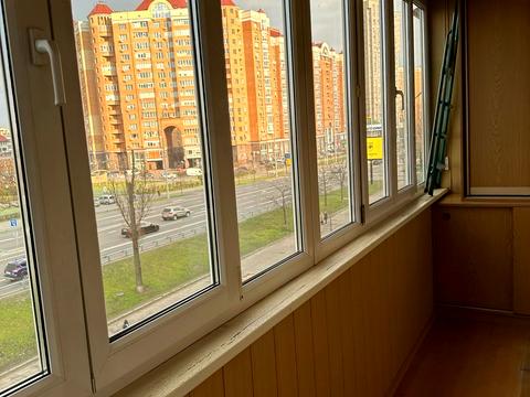 квартира за адресою Володимира Івасюка просп. (Героїв Сталінграду), 11