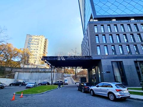 коммерческая по адресу Василия Стуса ул., 35-Б