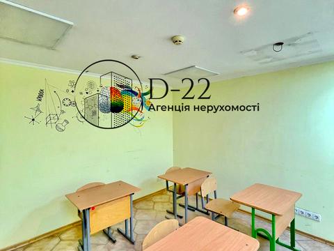 комерційна за адресою Миколи Міхновського бульв. (Дружби Народів), 13