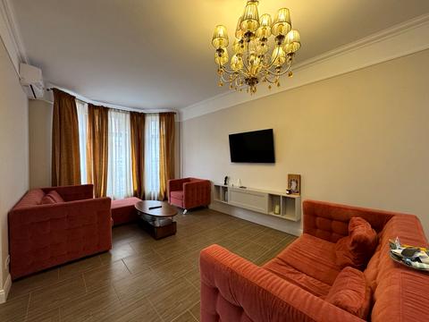квартира за адресою Дегтярна вул., 18
