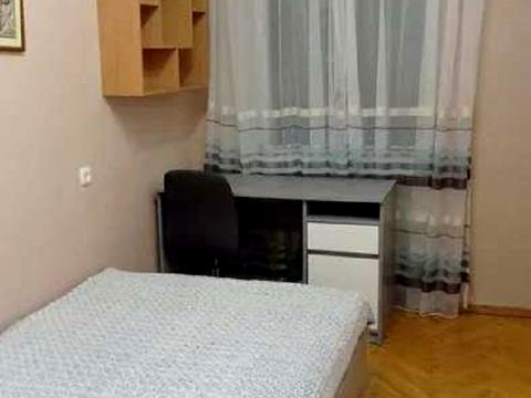 квартира за адресою Будівельників вул., 3