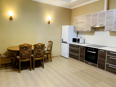 квартира за адресою Кирило-Мефодіївська вул., 2