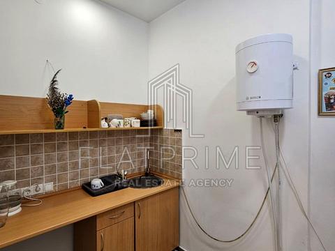 коммерческая по адресу Раисы Окипной ул., 4