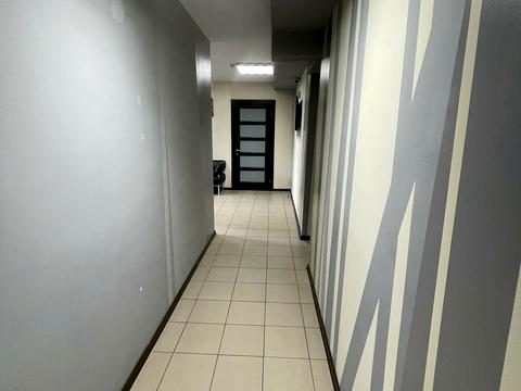 коммерческая по адресу Небесної Сотні, 60