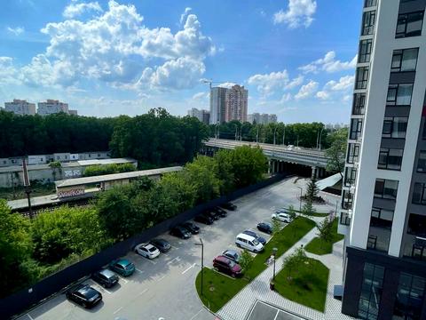 квартира за адресою Любомира Гузара просп. (Космонавта Комарова), 13