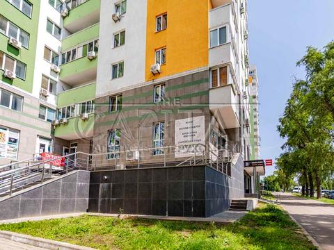 комерційна за адресою Академіка Вернадського бульв., 24