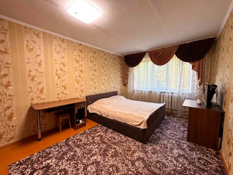квартира за адресою Космонавтів просп., 29