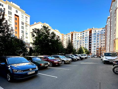 квартира по адресу Героев Небесной Сотни просп., 34/2