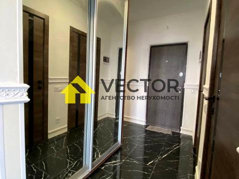квартира за адресою Сергія Параджанова вул., 5