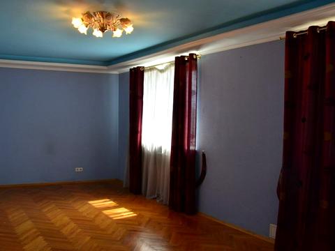 квартира за адресою Автозаводська вул., 99/4