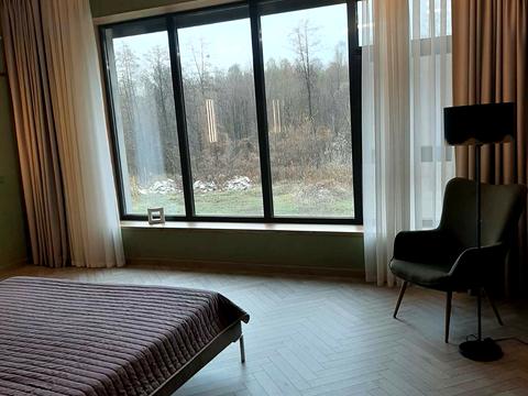 будинок за адресою вильхова, 1