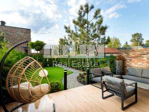 дом по адресу с. Вишенки, Садовая ул.