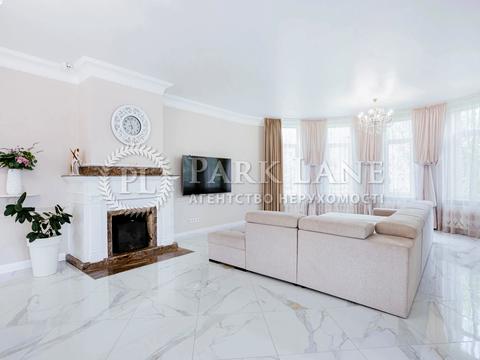 будинок за адресою Молодіжна вул.