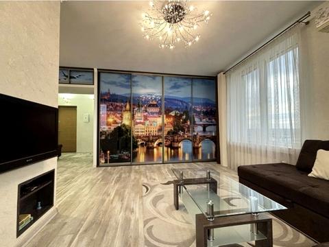 квартира за адресою Богатирська вул., 6-А