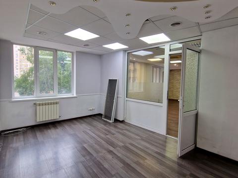 коммерческая по адресу Днепровская набережная ул., 23