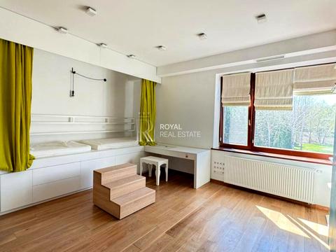 будинок за адресою молодіжна