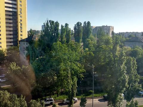 коммерческая по адресу Вацлава Гавела бульв. (Івана Лепсе), 4