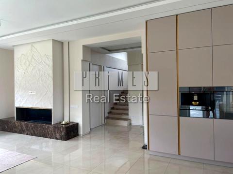 будинок за адресою Захрестова вул.