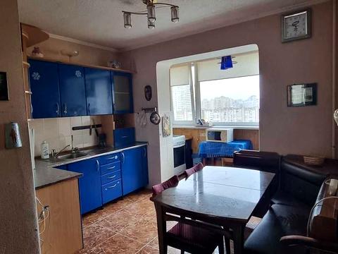 квартира по адресу Драгоманова, 40А