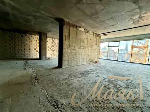 комерційна за адресою Предславинська вул., 20