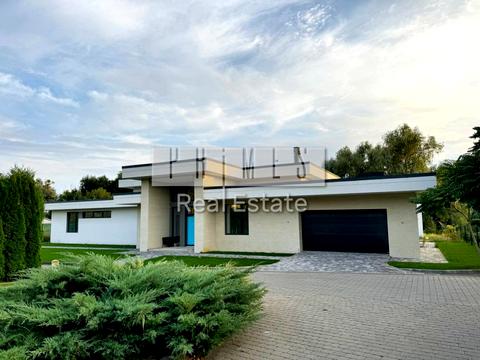 будинок за адресою школьная