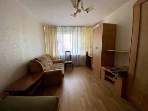 квартира за адресою Патріарха Мстислава Скрипника вул., 9