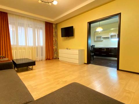 квартира за адресою Срібнокільська вул., 12