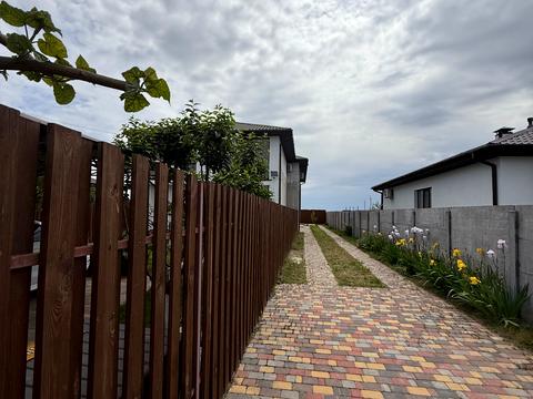 будинок за адресою Басейна