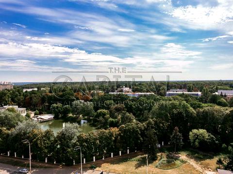 коммерческая по адресу Голосеевский пер., 132