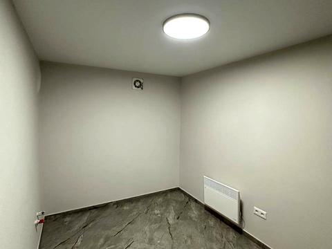 комерційна за адресою Антона Кохановського вул., 4