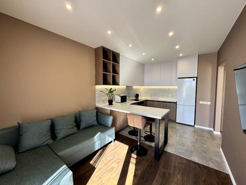 квартира по адресу Салютная ул., 2-Б