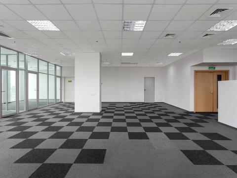 комерційна за адресою Миколи Амосова вул., 12