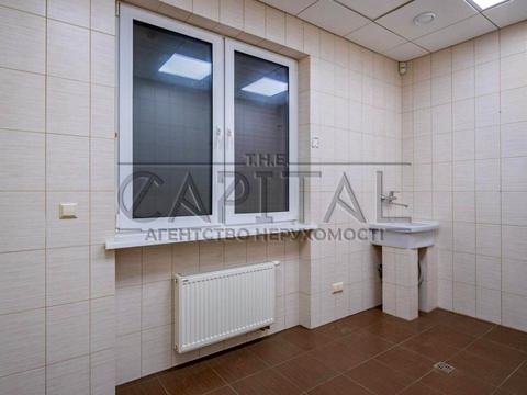 комерційна за адресою Центральна вул., 49