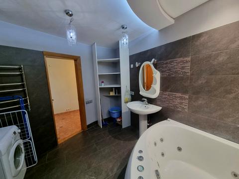 квартира по адресу Александра Довженко ул., 14