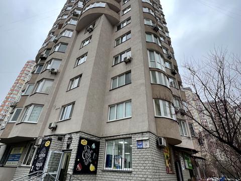 комерційна за адресою Урлівська вул., 21