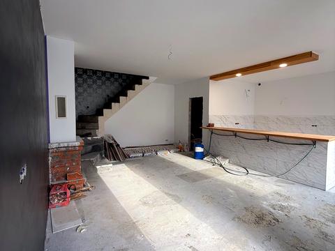 будинок за адресою Басейна