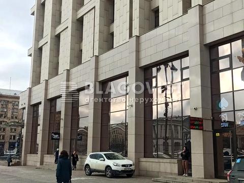 коммерческая по адресу Крещатик ул., 16