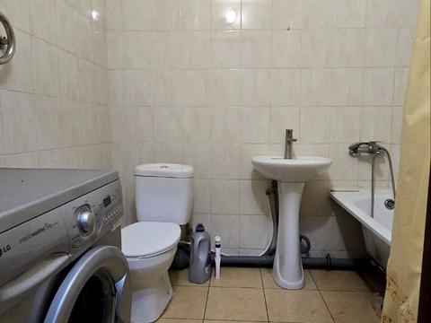 квартира за адресою Торгова вул., 13
