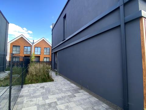 будинок за адресою Приозерна вул.