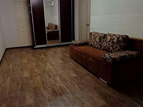 квартира за адресою Братиславська вул., 38