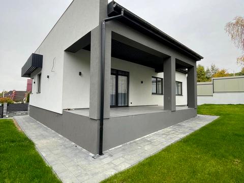 будинок за адресою Центральна