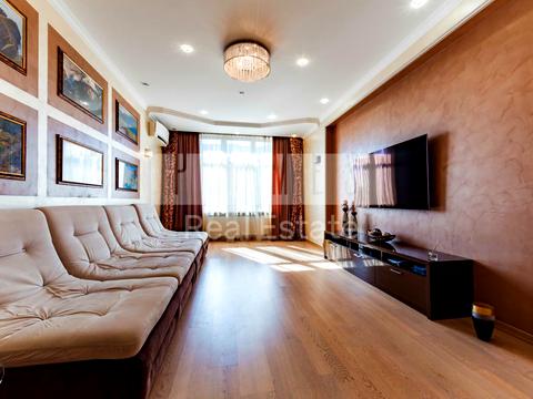 квартира за адресою Андрія Верхогляда вул. (Михайла Драгомирова), 16