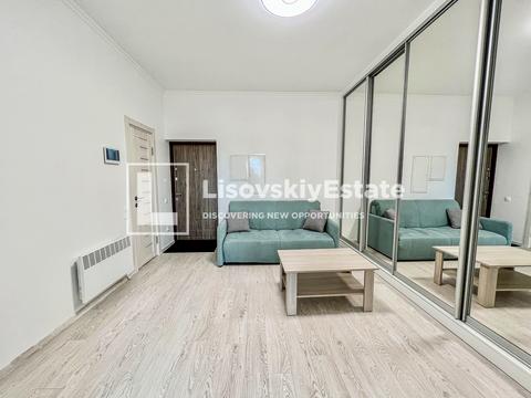 квартира за адресою Бузька вул. (Єнісейська), 8