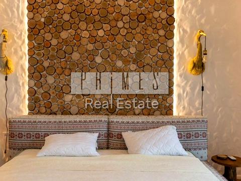 будинок за адресою Набережна вул.