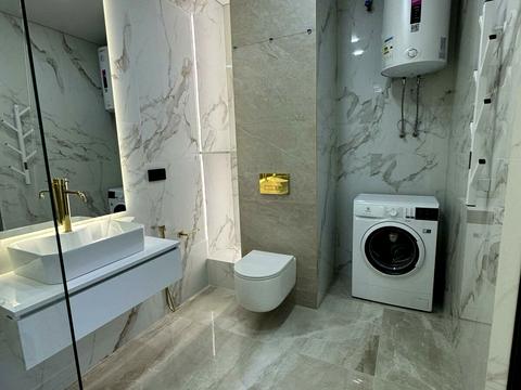 квартира за адресою Літературна вул., 10