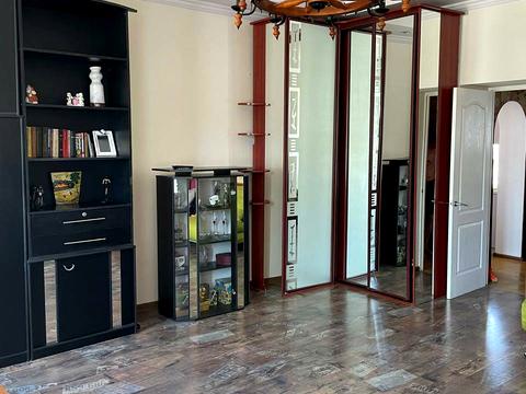 квартира по адресу Прохоровская ул., 63