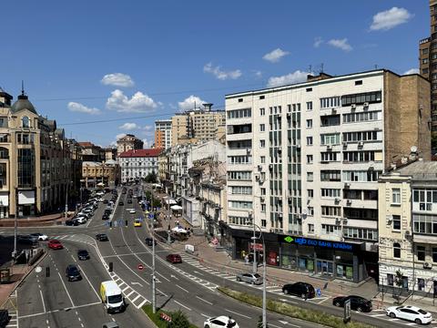 квартира за адресою Басейна вул., 12