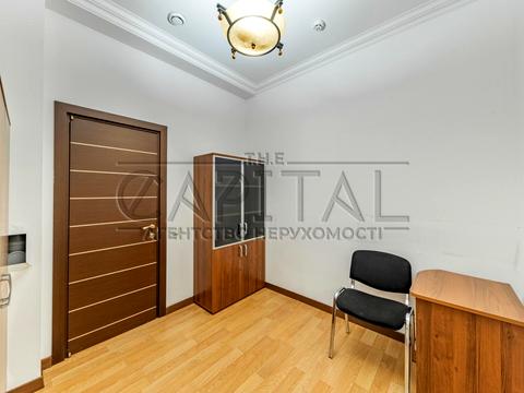комерційна за адресою Старонаводницька вул., 6-Б